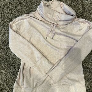 Women’s size Small apana workout sweatshirt